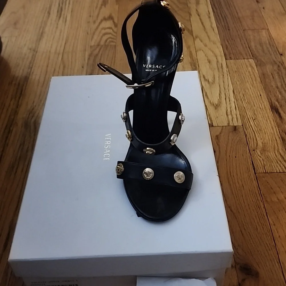 Versace Sandals - Picture 2 of 4